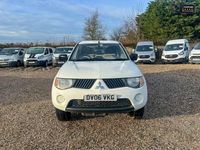 Used Mitsubishi L200 134 HP (98 kW) 2006 White Pickup