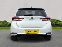 Used Toyota Auris Hybrid Design 136 HP (100 kW) 2018 White Hatchback