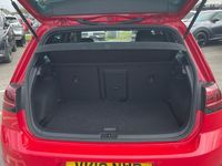 Used VW Golf VII R 300 HP (220 kW) 2019 Red Hatchback