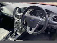 Used Volvo V40 SE Lux 152 HP (111 kW) 2016 Red Hatchback