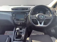 Used Nissan Qashqai N-Connecta 140 HP (102 kW) 2019 Blue SUV