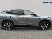Usado MG HS Trophy 299 CV (219 kW) 2024 Gris SUV