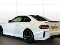 Begagnad BMW M2 Shadowline 460 HK (338 kW) 2024 Vit Sportkupé