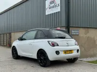 Usado Vauxhall Adam 2017 Blanco Utilitario