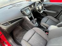 Used Vauxhall Zafira SRi 140 HP (102 kW) 2018 Red MPV