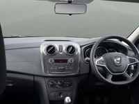 Used Dacia Sandero Essentiel 90 HP (66 kW) 2020 Red SUV