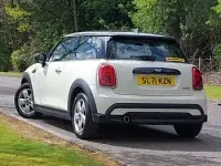 Used Mini Cooper Classic 136 HP (100 kW) 2021 White Hatchback