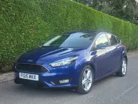 Used Ford Focus Zetec 125 HP (91 kW) 2015 Blue Hatchback
