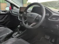 Używany Ford Fiesta Titanium 125 KM (91 kW) 2022 Czerwony Hatchback