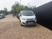 Usado Ford Transit Custom Limited 130 HP (95 kW) 2017 Branco Van