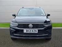 Usado VW Tiguan Life 150 HP (110 kW) 2021 Preto SUV