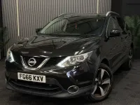 Used Nissan Qashqai N-Connecta 163 HP (119 kW) 2016 Black SUV