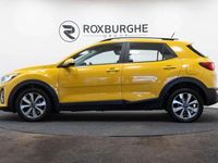 Used Kia Stonic 99 HP (72 kW) 2022 Yellow SUV