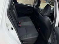 Used Toyota Yaris Hybrid 2014 White Hatchback