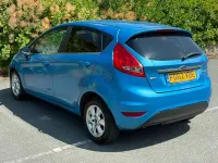 Used Ford Fiesta Titanium 95 HP (69 kW) 2012 Blue Hatchback