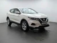 Used Nissan Qashqai Acenta Premium 158 HP (116 kW) 2021 White SUV