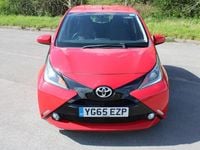 Begagnad Toyota Aygo x-press 2015 Röd Halvkombi