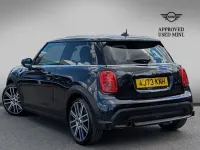 Used Mini Cooper Exclusive 134 HP (98 kW) 2024 Black Hatchback