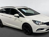Used Vauxhall Astra SRi 150 HP (110 kW) 2016 White Estate