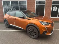 Używany Peugeot e-2008 GT 2020 Pomarańczowy SUV