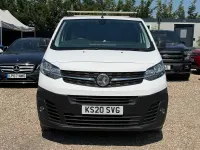 Used Vauxhall Vivaro 120 HP (88 kW) 2020 White MPV