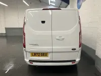 Used Ford Transit Custom Limited 130 HP (95 kW) 2023 White Van