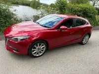 Begagnad Mazda 3 Inclusive 120 HK (88 kW) 2018 Röd Halvkombi