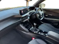 Used Peugeot 2008 Allure 101 HP (74 kW) 2025 Black SUV