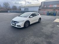 Used Honda Civic SE 2013 White Hatchback