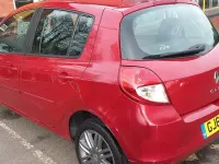Used Renault Clio Dynamique 2011 Red Hatchback
