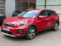Używany Kia Niro 141 KM (103 kW) 2021 Czerwony SUV