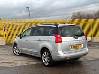 Second-hand Peugeot 5008 Allure 2015 Argintiu Monovolum