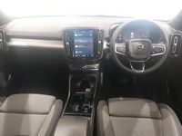 Used Volvo XC40 Plus 197 HP (144 kW) 2023 Gold SUV