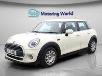 Used Mini ONE Classic 102 HP (75 kW) 2021 White Hatchback