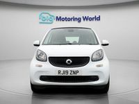 Used Smart ForTwo Coupé Passion 71 HP (52 kW) 2019 White Coupe