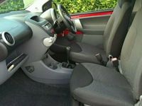 Used Toyota Aygo 67 HP (49 kW) 2005 Hatchback