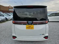 Used Toyota Noah 2023 White MPV