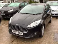 Used Ford Fiesta Zetec 82 HP (60 kW) 2013 Black Hatchback