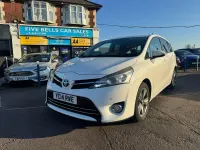 Used Toyota Verso Trend 112 HP (82 kW) 2014 White MPV