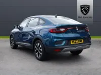 Gebraucht Renault Arkana Iconic 142 PS (104 kW) 2022 Blau SUV