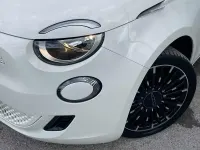 Usado Fiat 500e Icon 86 kW (118 HP) 2023 Branco Citadino