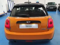 Używany Mini Cooper Hatch 2016 Pomarańczowy Hatchback