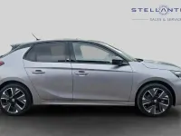 Usado Vauxhall Corsa-e SRi 98 kW (134 HP) 2021 Cinzento Citadino