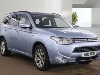 Used Mitsubishi Outlander P-HEV 2015 Blue Estate