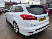 Used Ford Focus ST-Line 2017 White Estate