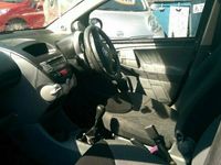 Begagnad Toyota Aygo 67 HK (49 kW) 2005 Halvkombi