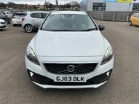 Used Volvo V40 2013 White Hatchback