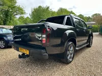 Used Isuzu D-Max 164 HP (120 kW) 2018 Black Pickup