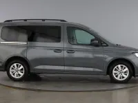 Begagnad VW Caddy Maxi Life 122 HK (89 kW) 2023 Grå Minibuss
