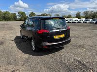 Used Vauxhall Zafira SRi 170 HP (125 kW) 2015 Brown MPV